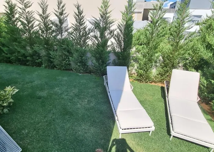 Delta House - Beta Apartment